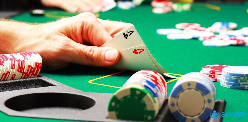 Luật chơi Poker quốc tế tại vòng Preflop