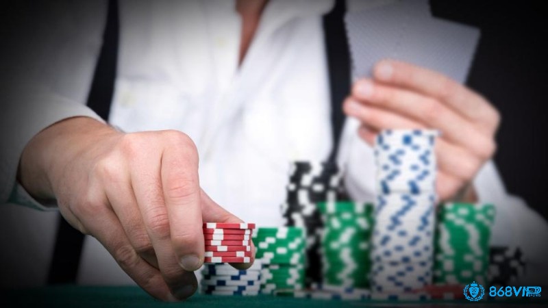 Tìm hiểu thông tin về chiến thuật Triple Barrel Poker
